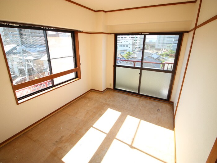 物件内観写真10　(居室)