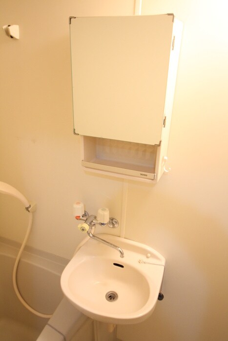 物件内観写真11　(洗面)