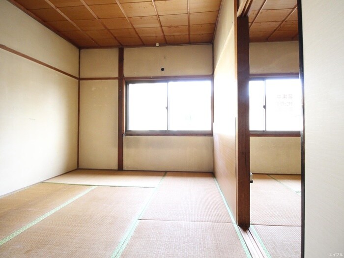 物件内観写真5　(居室)