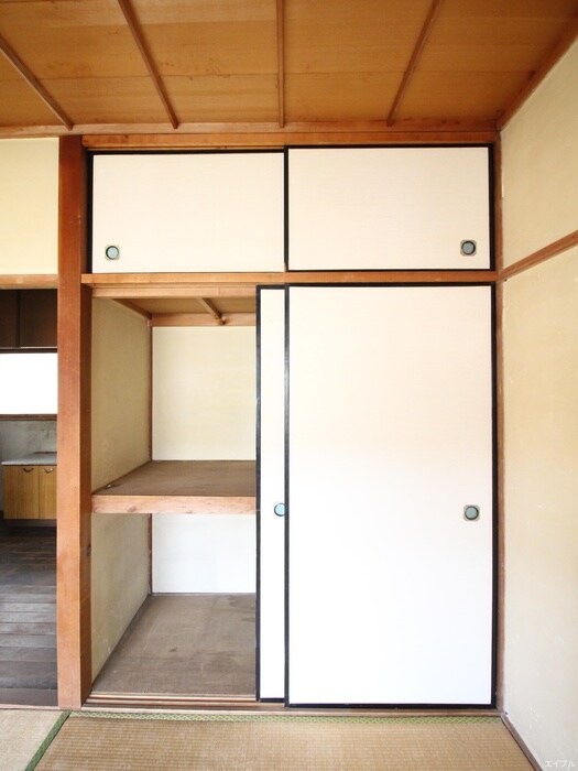 物件内観写真10　(収納)