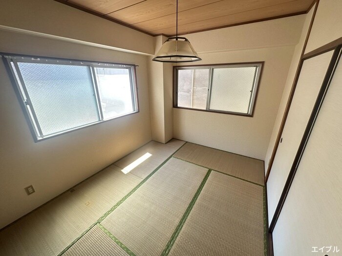 物件内観写真9　(居室)