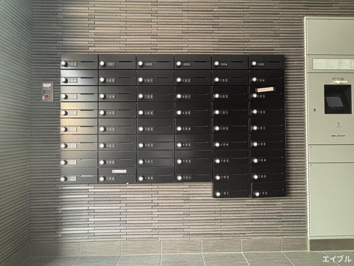 物件外観写真4　(建物設備)