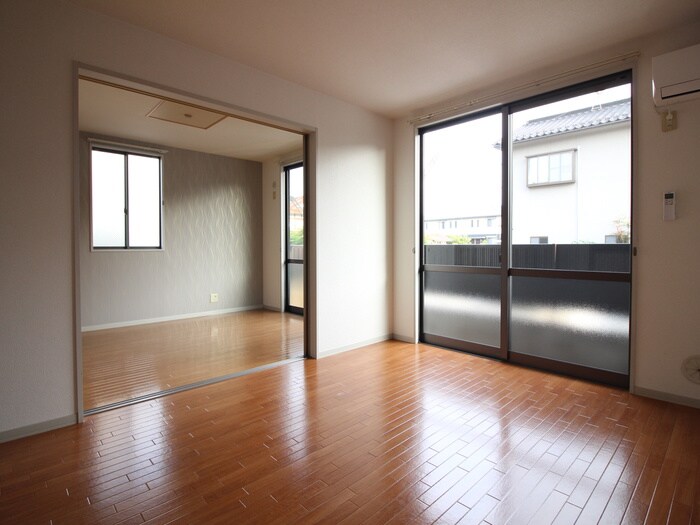 物件内観写真21　(居室)