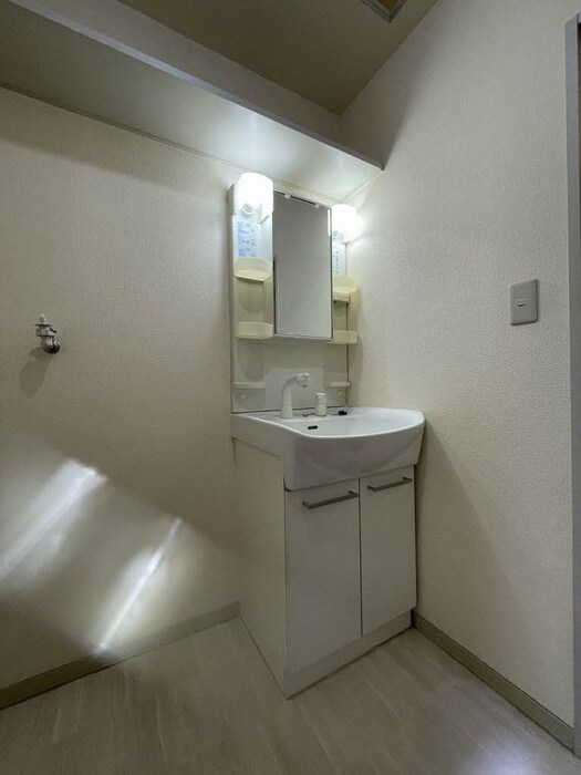 物件内観写真9　(洗面)