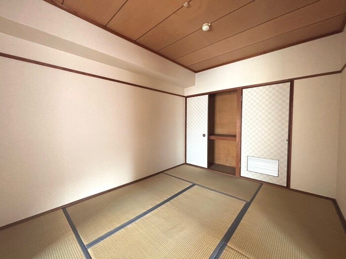 物件内観写真16　(居室)