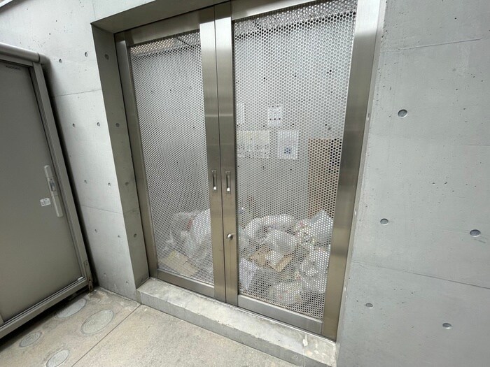 物件外観写真6　(建物設備)