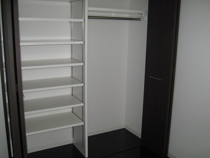 物件内観写真17　(居室)