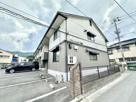 グリーンヒルズ　１号館外観写真