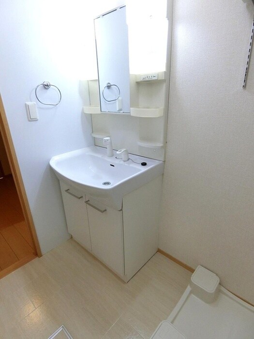 物件内観写真7　(洗面)