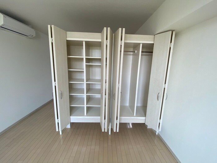 物件内観写真12　(収納)