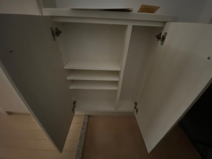 物件内観写真19　(靴箱)