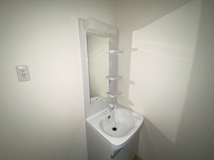 物件内観写真10　(洗面)