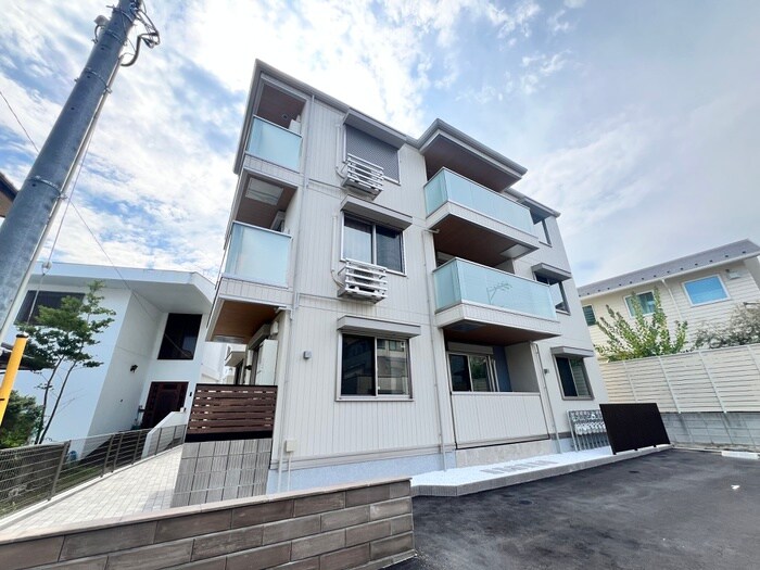 物件外観写真1　(外観写真)