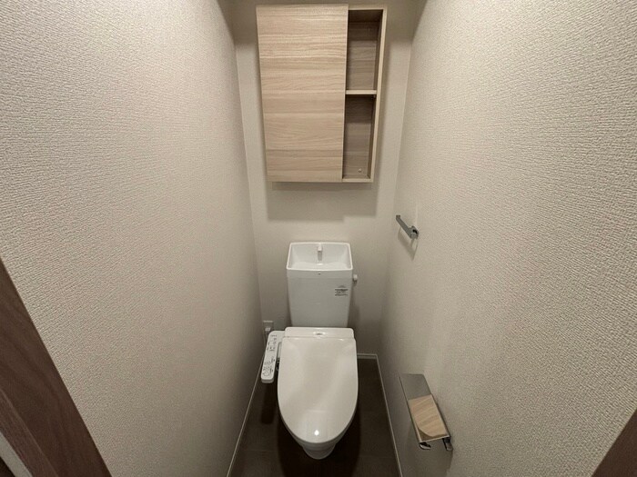 物件内観写真10　(トイレ)