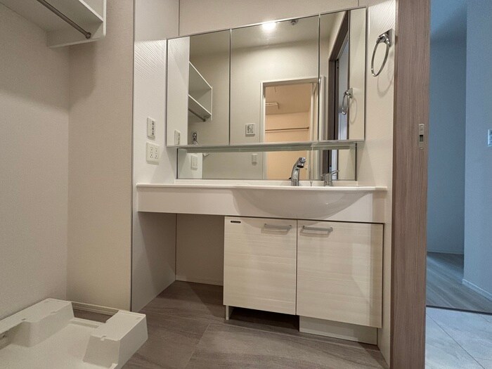 物件内観写真11　(洗面)