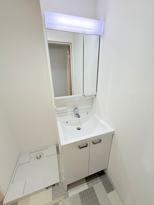 物件内観写真11　(洗面)