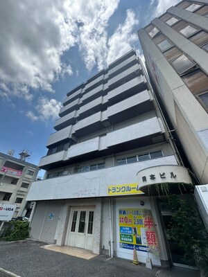 岡本ビル外観写真