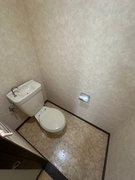 物件内観写真10　(トイレ)