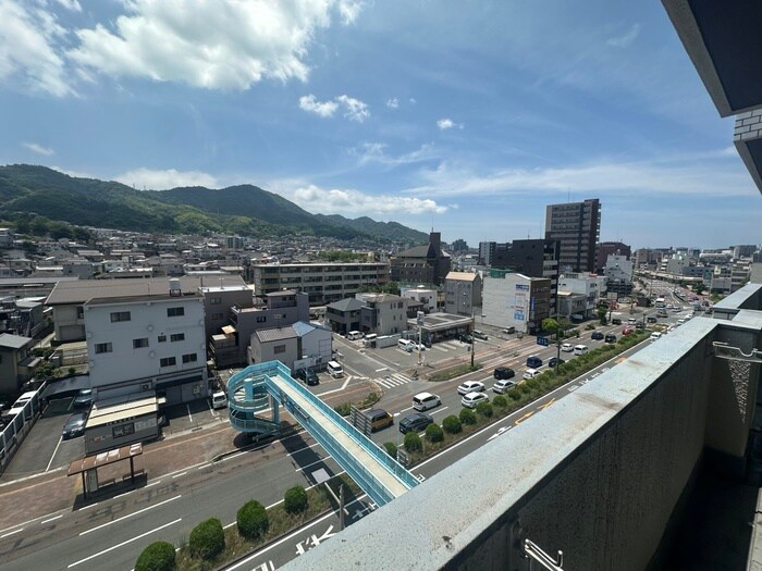 物件内観写真14　(室内からの展望)