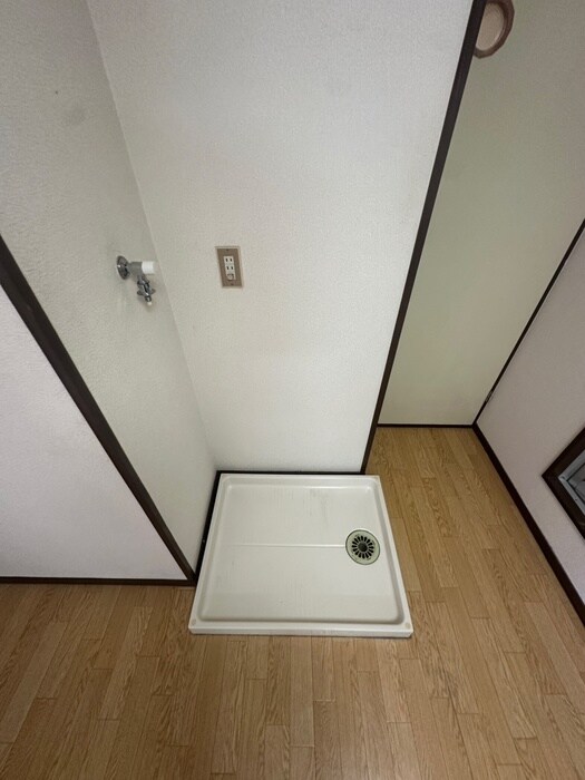 物件内観写真20　(洗濯機置場)