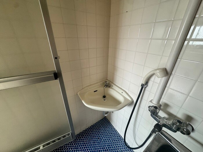 物件内観写真10　(洗面)