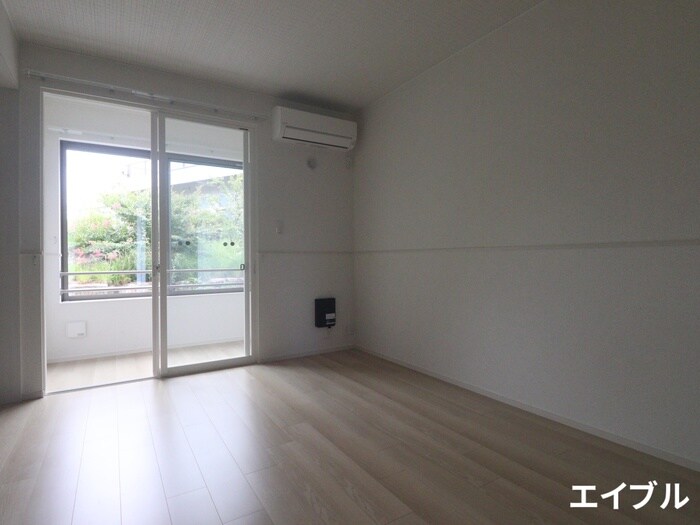 物件内観写真13　(居室)