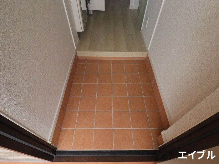 物件内観写真15　(玄関)