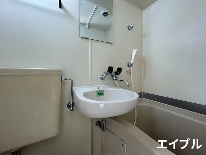 物件内観写真13　(洗面)