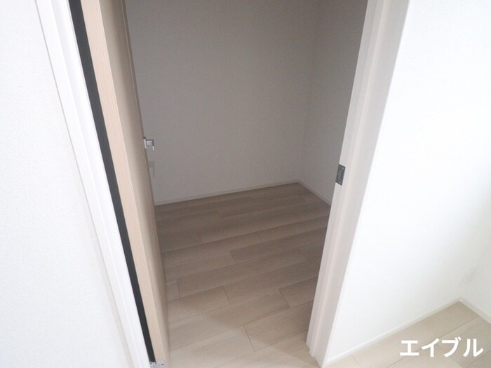 物件内観写真14　(収納)