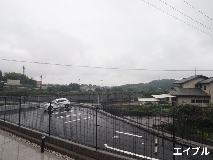 物件内観写真22　(室内からの展望)