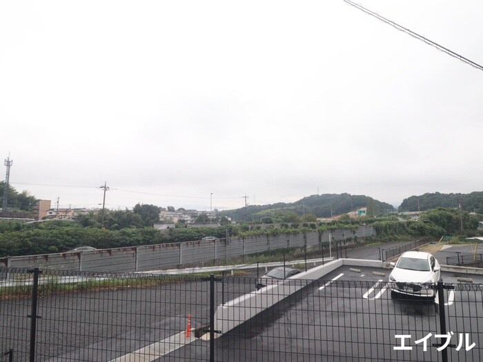 物件内観写真22　(室内からの展望)