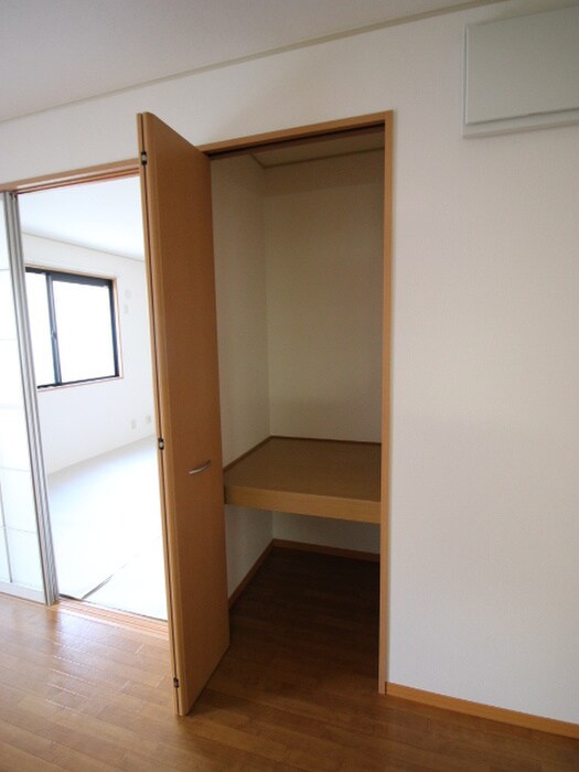 物件内観写真19　(収納)