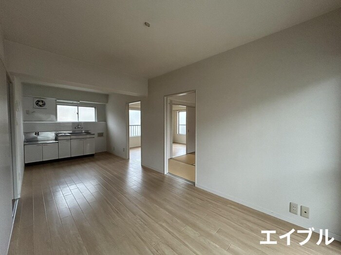 物件内観写真7　(居室)