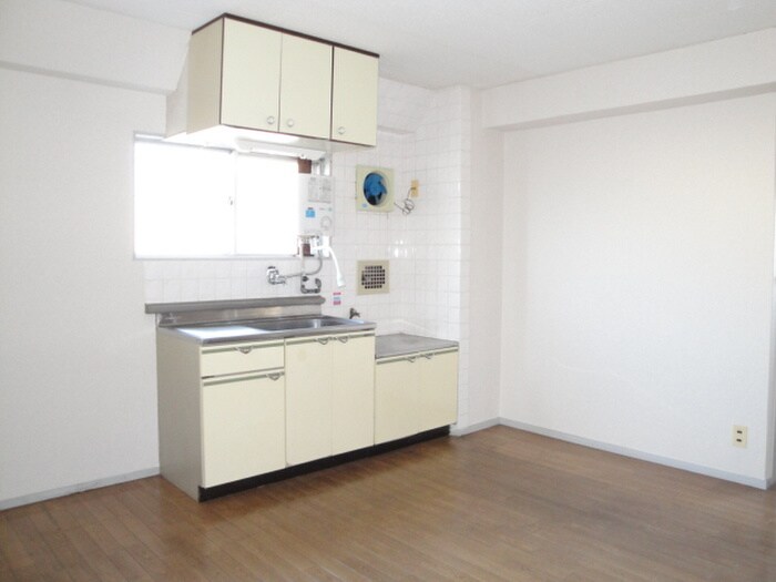 物件内観写真8　(キッチン)