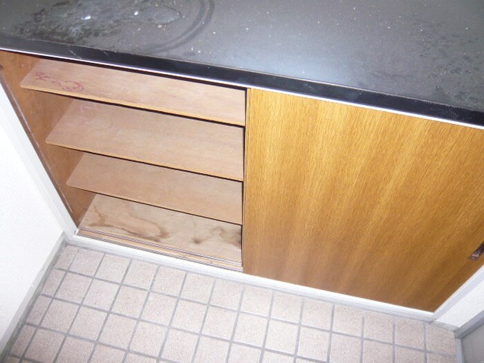 物件内観写真15　(玄関)