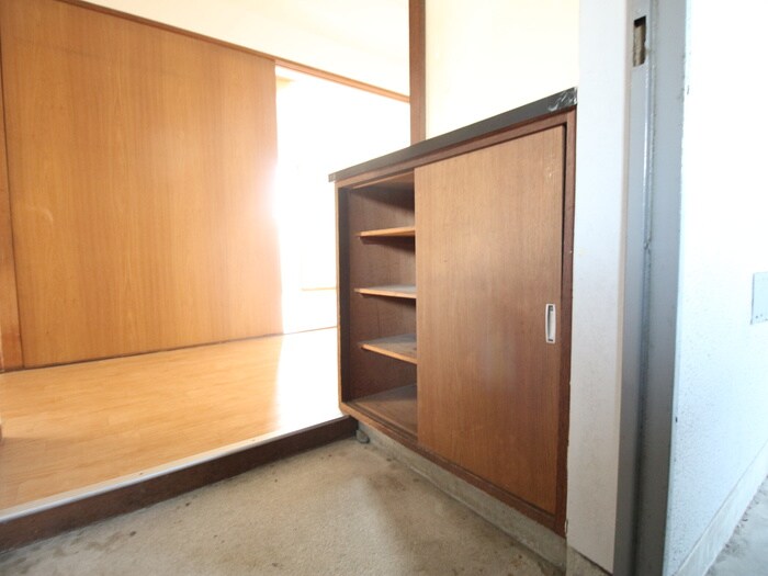 物件内観写真18　(靴箱)