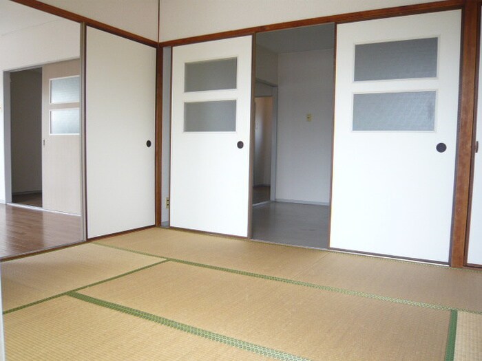 物件内観写真18　(居室)