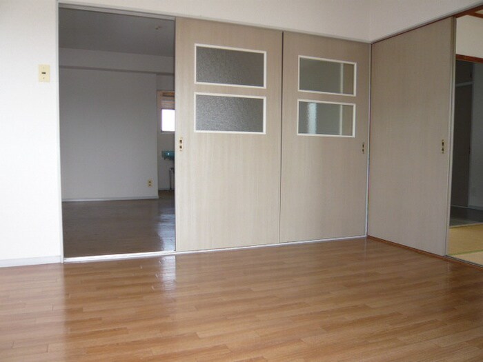 物件内観写真21　(居室)