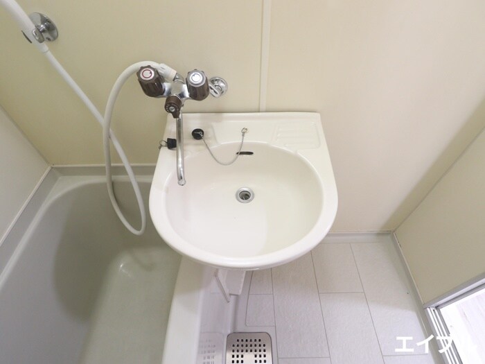 物件内観写真10　(洗面)