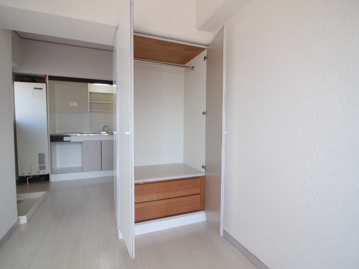 物件内観写真16　(収納)