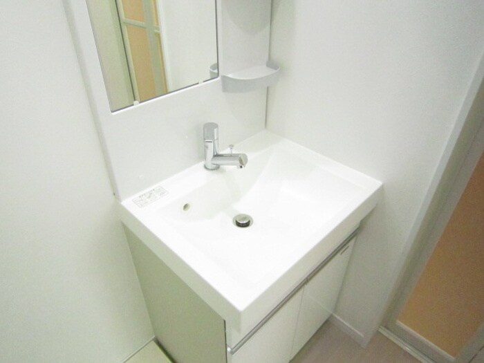 物件内観写真11　(洗面)