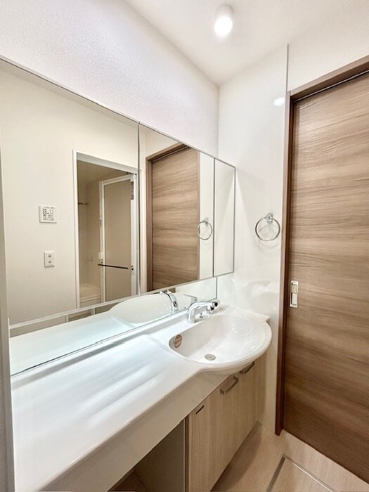 物件内観写真10　(洗面)