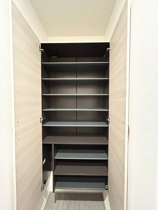 物件内観写真19　(靴箱)