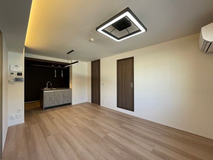 物件内観写真7　(居室)