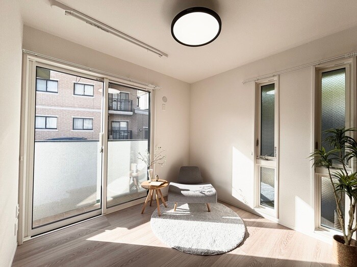 物件内観写真11　(居室)