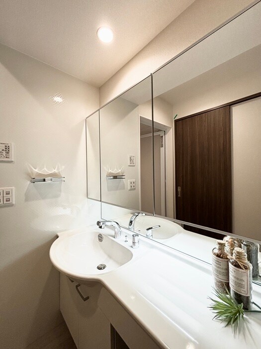 物件内観写真15　(洗面)