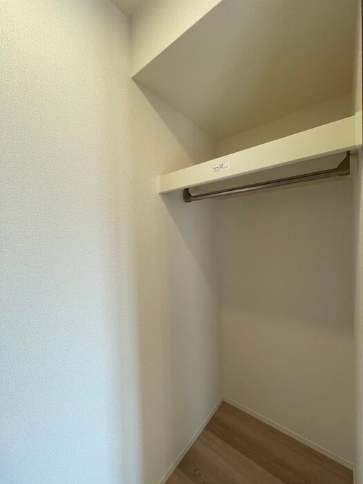 物件内観写真16　(収納)