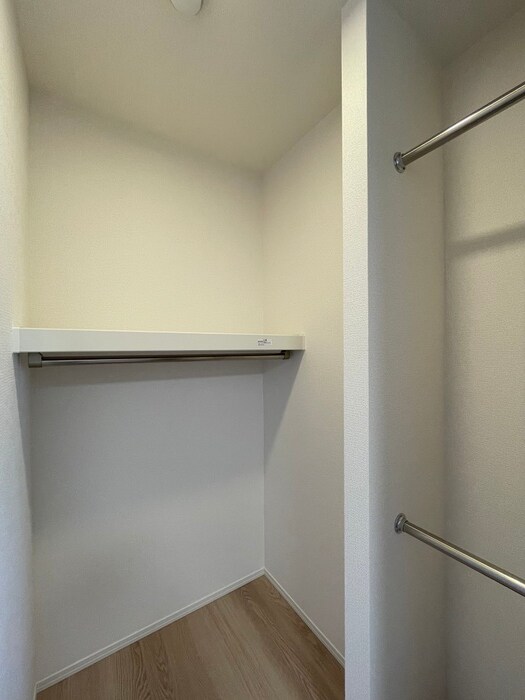 物件内観写真16　(収納)