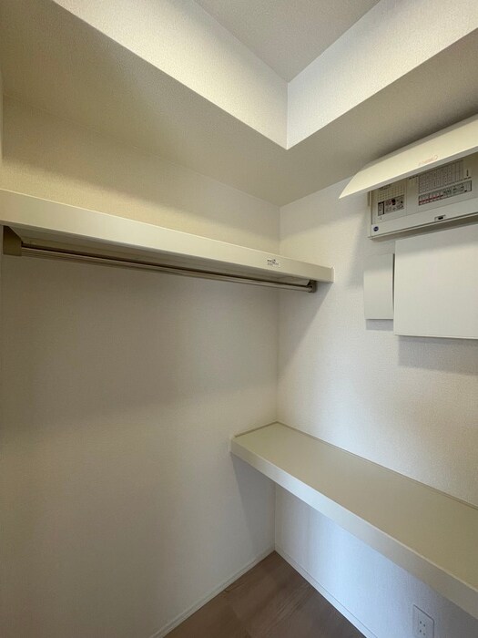物件内観写真17　(収納)