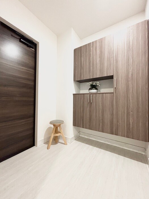 物件内観写真20　(玄関)